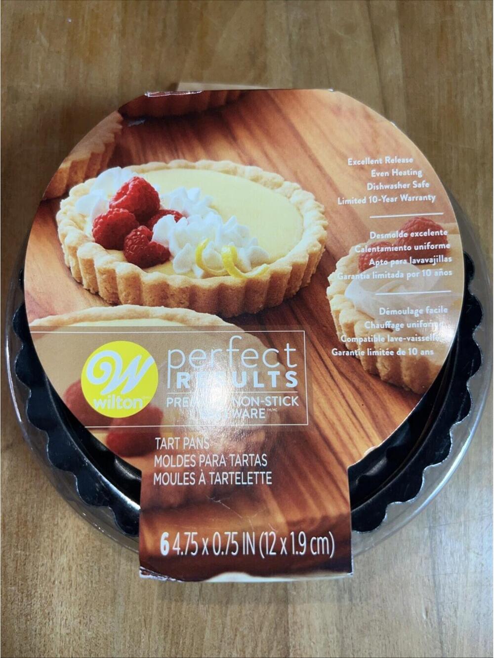 Wilton 6 Piece Tart Quiche Pans Perfect Results Premium Non Stick Bakeware, New
